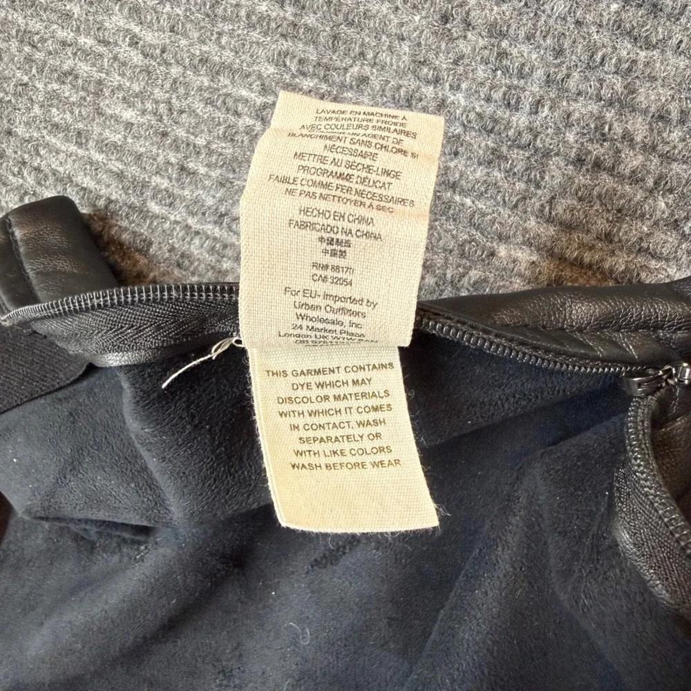 Black Vegan Leather Pants 12‎ Ankle Zip Moto Streetwear Chic Fitted  Free People